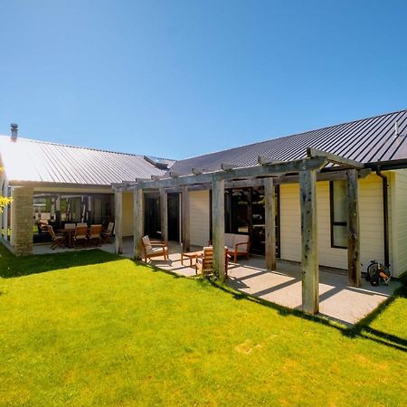 Roys Bay Lodge - Wanaka Holiday Home Exterior foto